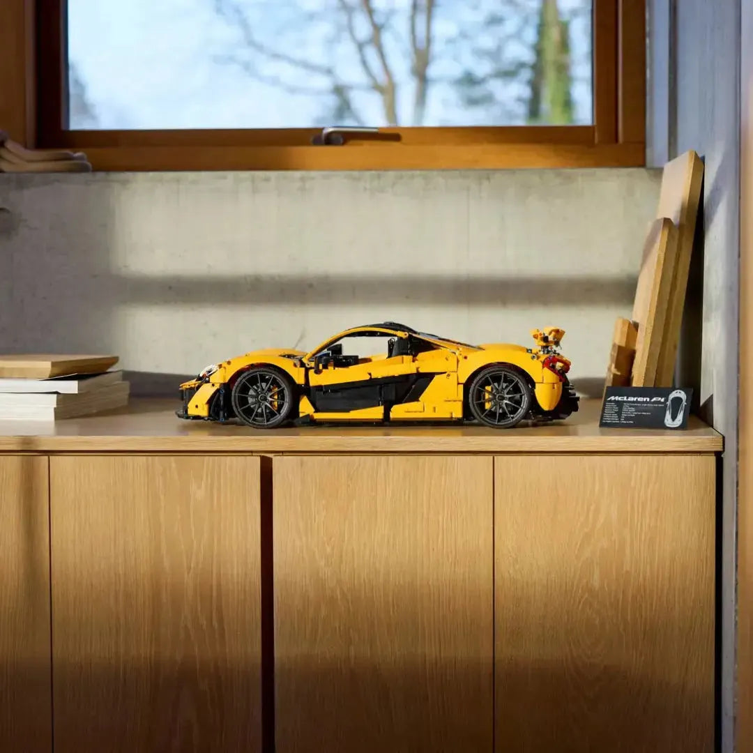 McLaren P1 (3893 pièces)